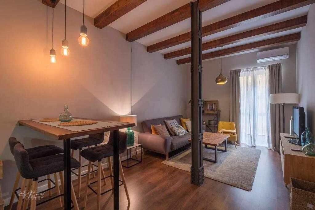 Parking Free - Cathedral Area -2 Months Min Apartament *