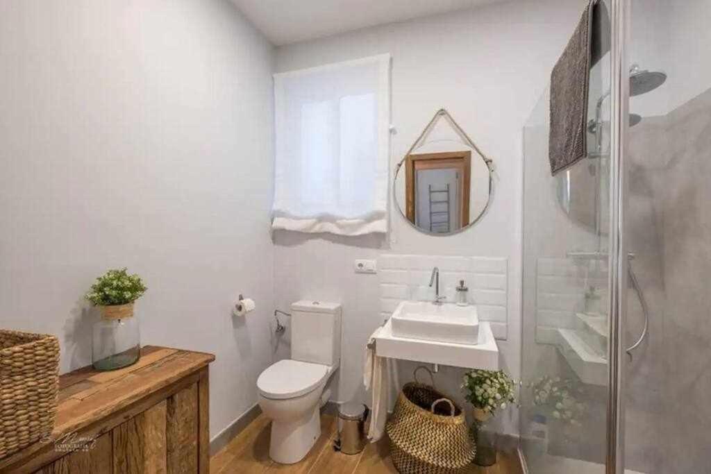 Parking Free - Cathedral Area -2 Months Min Appartamento